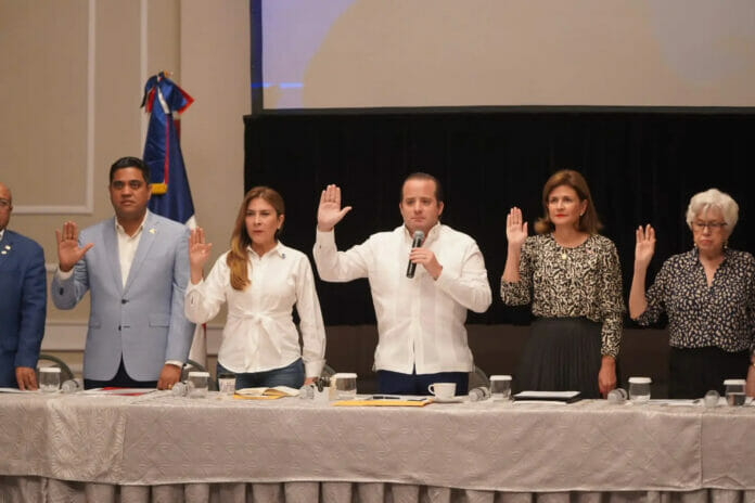 PRM juramenta nuevos miembros Dirección Ejecutiva