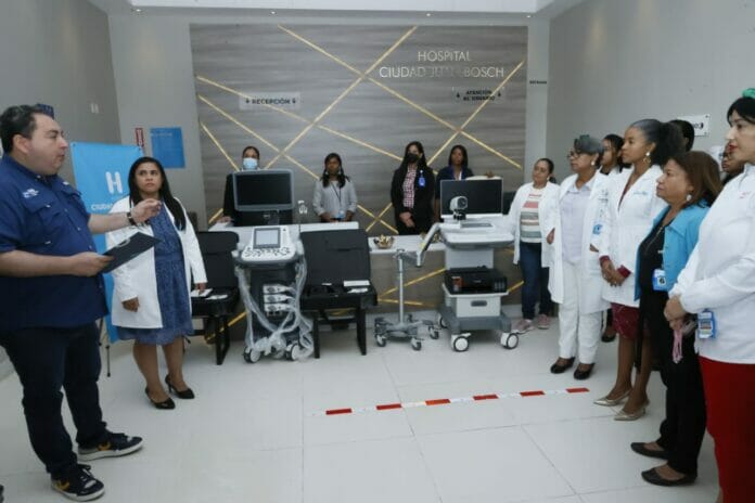 SNS entrega más de RD$18 millones en equipos a hospitales