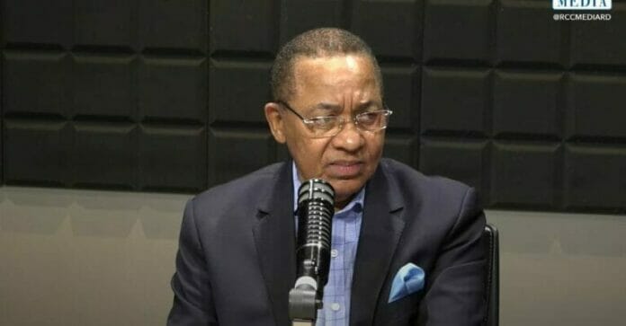 Ismael Reyes ve debilidad en la frontera; respalda deportaciones de ilegales