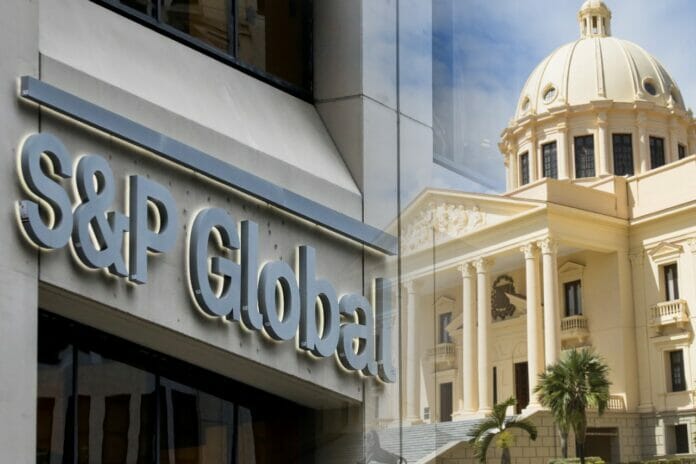 Gobierno celebra nueva calificación de riesgo 