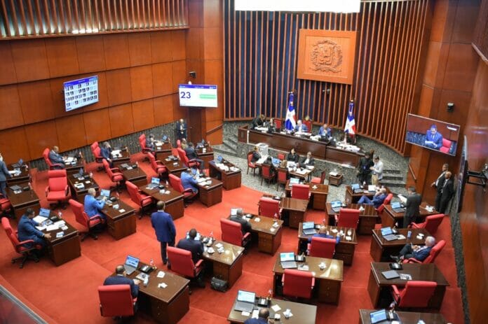 En el ojo del huracán proyecto de ley sobre Trata de Personas En el ojo del huracán proyecto de ley sobre Trata de Personas