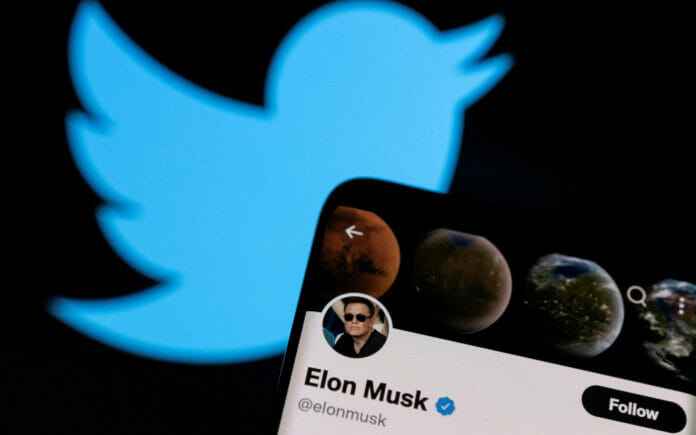 Como compañía, Twitter está viviendo uno de sus momentos más complicados (por más que Musk quiera mostrar lo contrario)