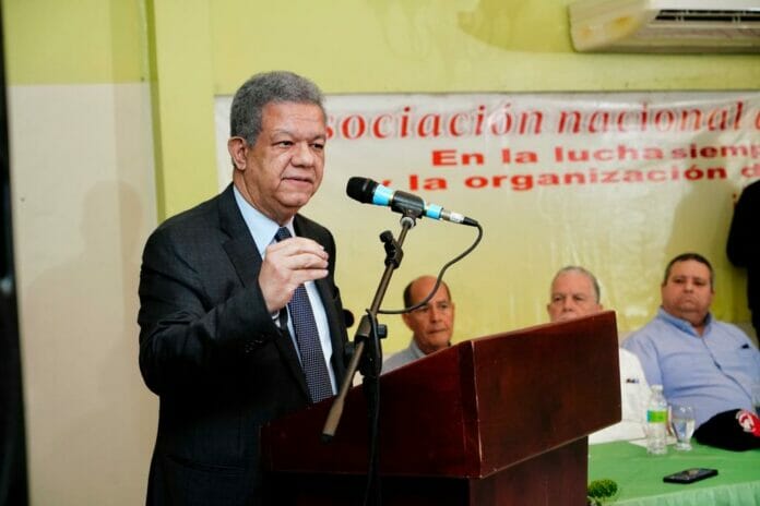 Leonel Fernández: en RD está ocurriendo una tragedia con el acceso a la alimentación