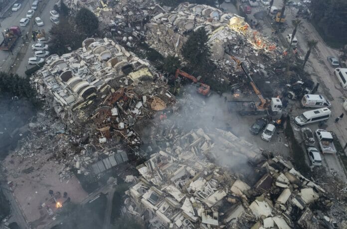 Terremoto en Turquía | Difícil visita del presidente turco a las zonas más castigadas