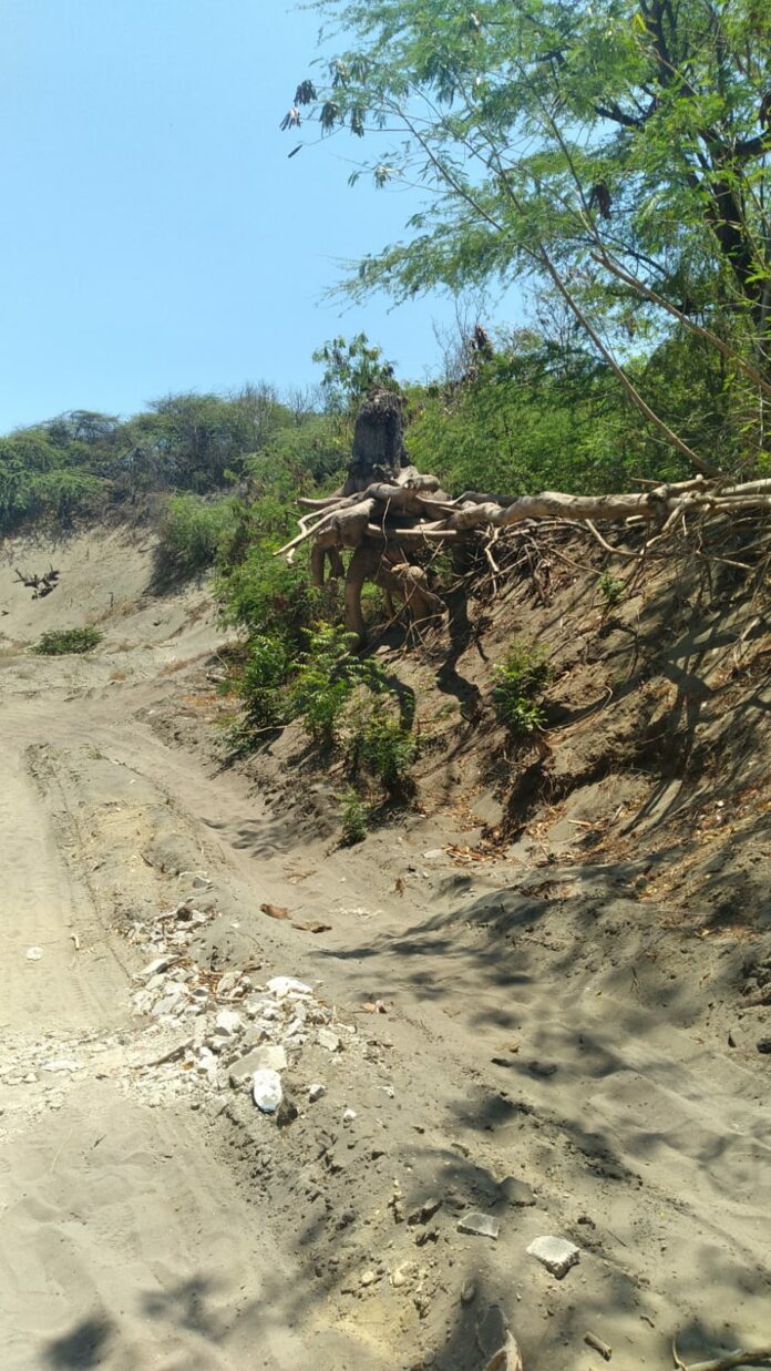 Medio Ambiente aclara extracción de arena no es en Las Dunas de Baní