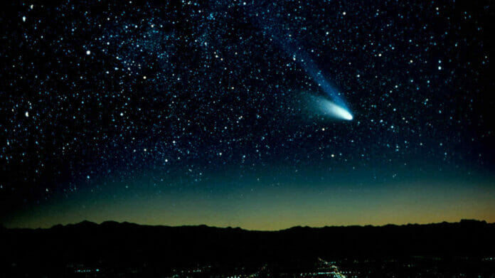 ¿Cuándo volverá a visitarnos el cometa Halley?