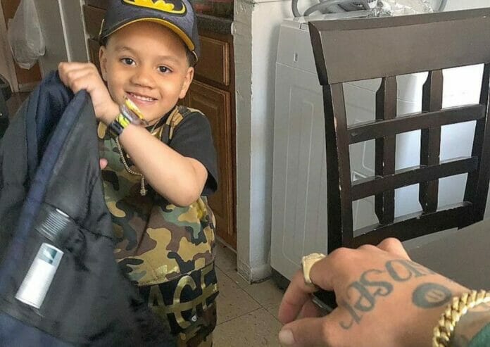 Velan los restos del niño de 9 años ultimado en Santiago