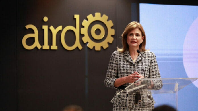 Vicepresidenta asegura Gobierno trabaja para que empresas crezcan y prosperen