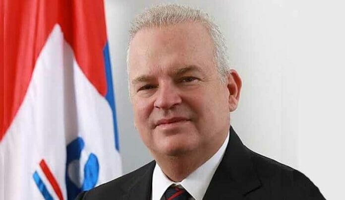 Abinader designa a Juan Cohen director de Promoción y Desarrollo del Golf