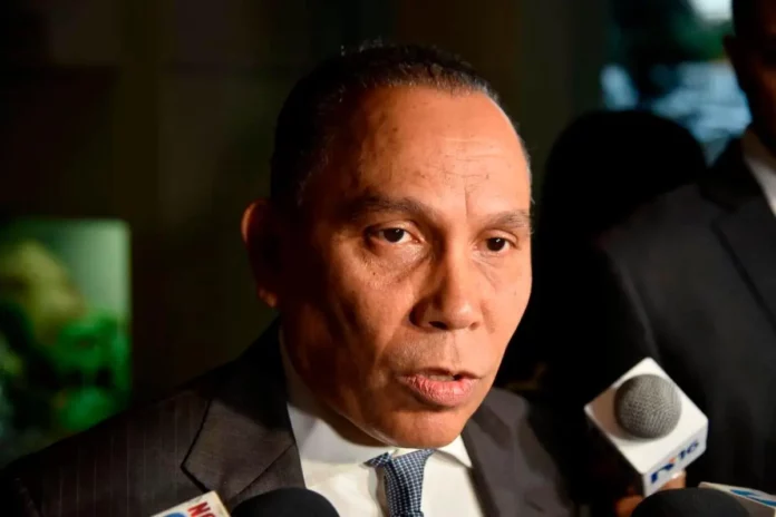 Radhamés Jiménez llama a marcha este primero de mayo