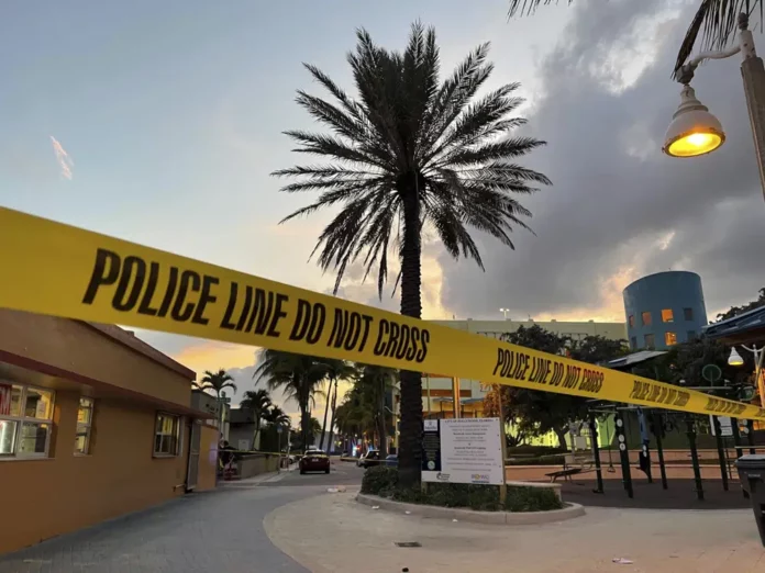 Nueve heridos en tiroteo cerca de la playa en Hollywood, Florida