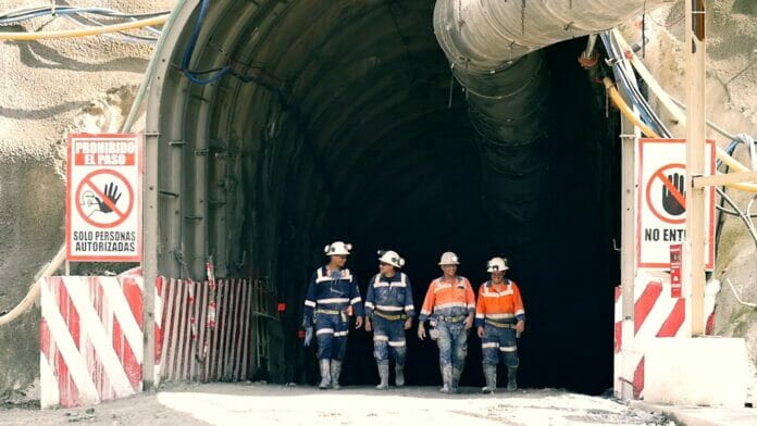 Suspenden operaciones en la minera CORMIDOM