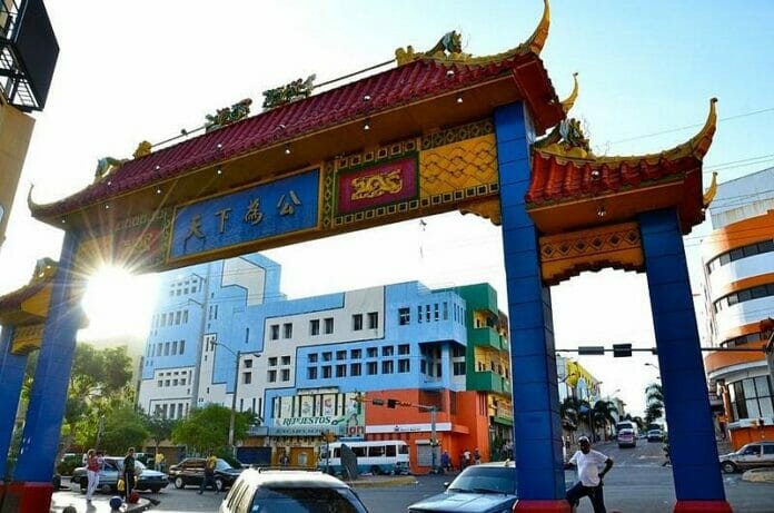 Mercado del Barrio Chino se consolida como un atractivo para nacionales y extranjeros