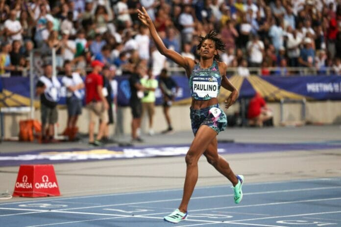 Marileidy Paulino establece nuevo récord y gana primer lugar en los 400 metros