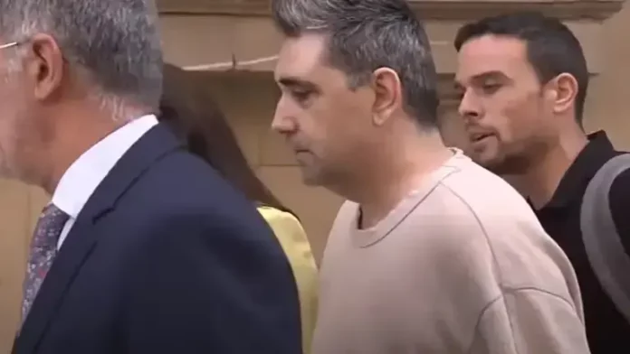 Mujer estafada por 300.000 euros dice tramposo se presentó como Dios