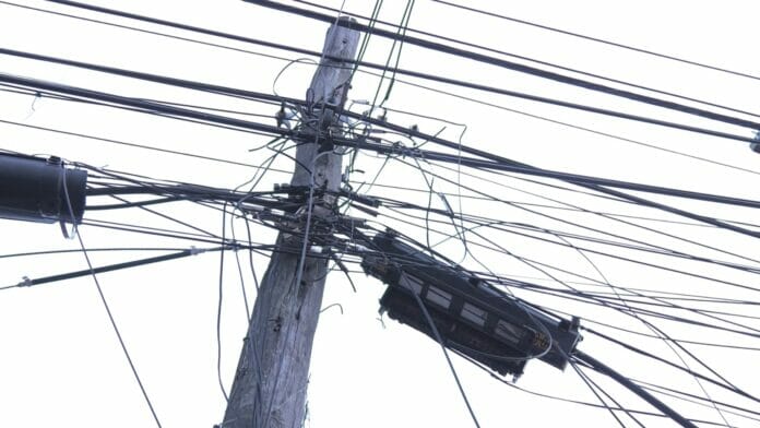 Residentes de Villa Juana con el grito al cielo por falta de energía eléctrica