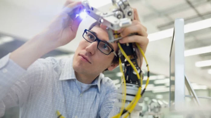 Disminuye 36% número de estudiantes de carreras tecnológicas en México, de acuerdo a estudio