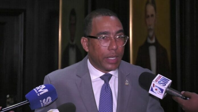 Legisladores del PLD aseguran barrerán con el PRM en 2024