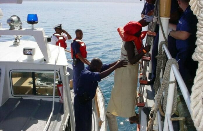 Repatrían 24 dominicanos y 3 haitianos a República Dominicana desde Puerto Rico