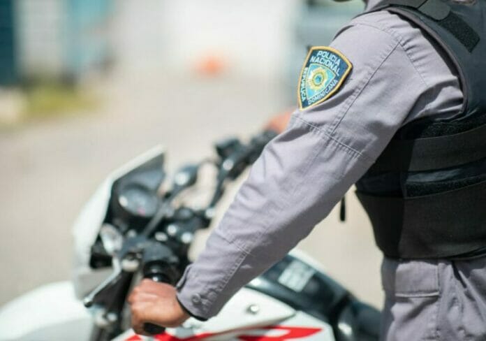 Policía