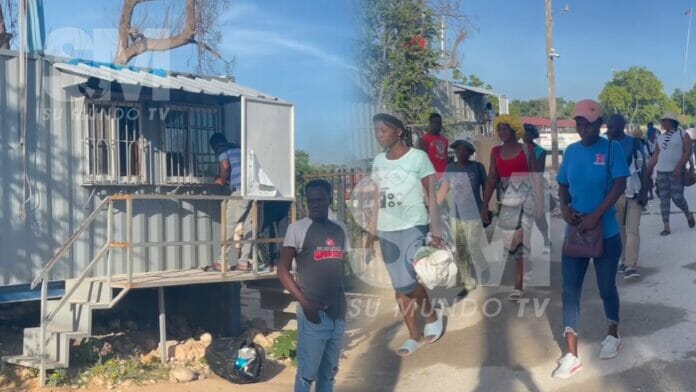 Ante conflicto en la frontera; haitianos acuden en masa a sellar pasaportes en Pedernales