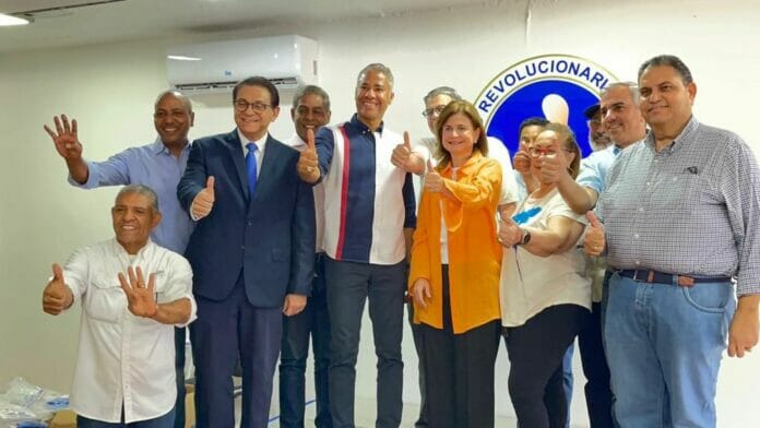 Raquel Peña visita local del PRM en Santiago supervisando trabajos previos a convención interna