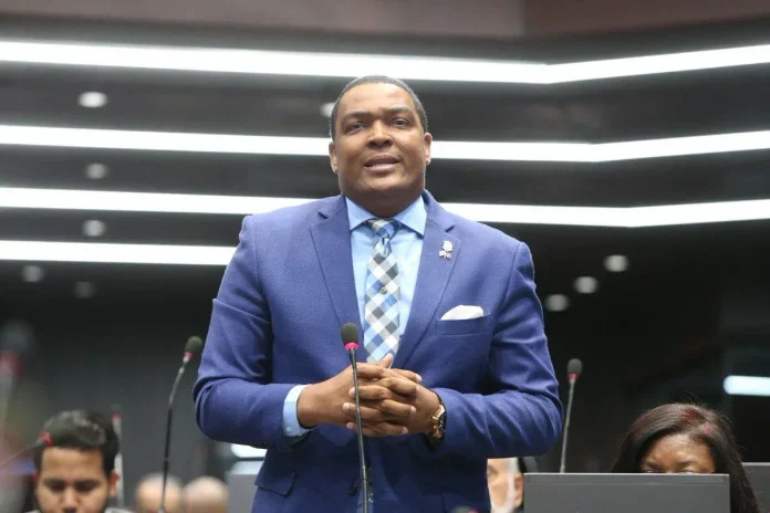 Botello irá como candidato a alcalde por La Romana en alianza PRM-PRSC