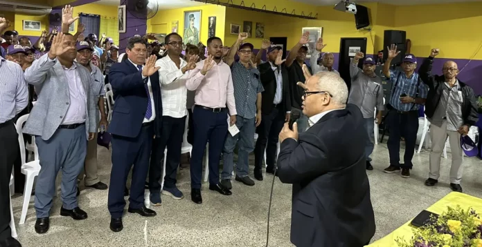 PLD juramenta dirección de la seccional en Puerto Rico