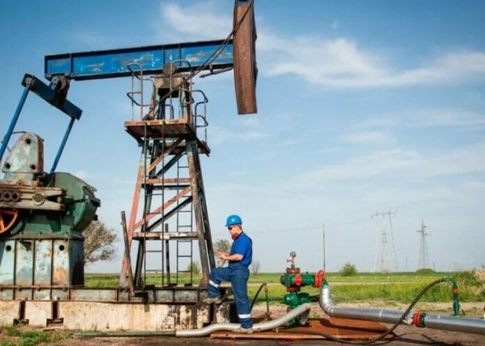 El petróleo de Texas sube un 3,74 %, hasta 85,89 dólares el barril