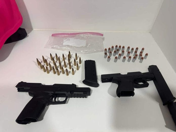 Armas