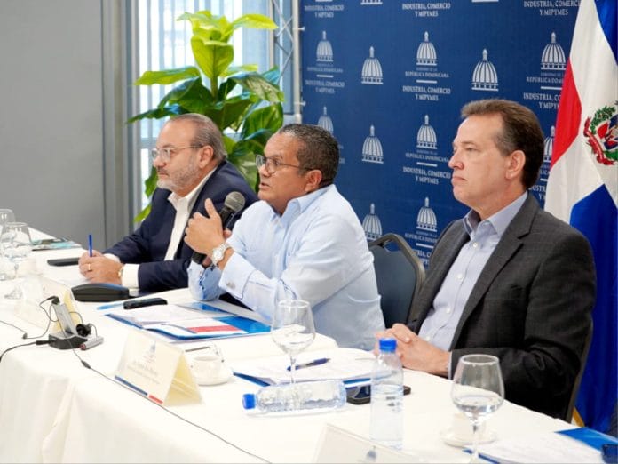 Consejo de Zonas Francas aprueba 14 nuevas empresas