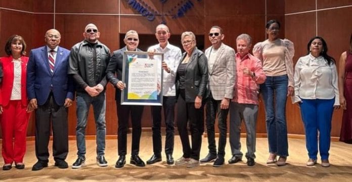 Hermanos Rosario agradecen reconocimiento otorgado por el Mescyt