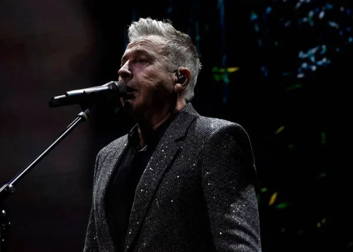 ¡Un derrocha sentimiento! Ricardo Montaner llena con éxitos en el Palacio de los Deportes