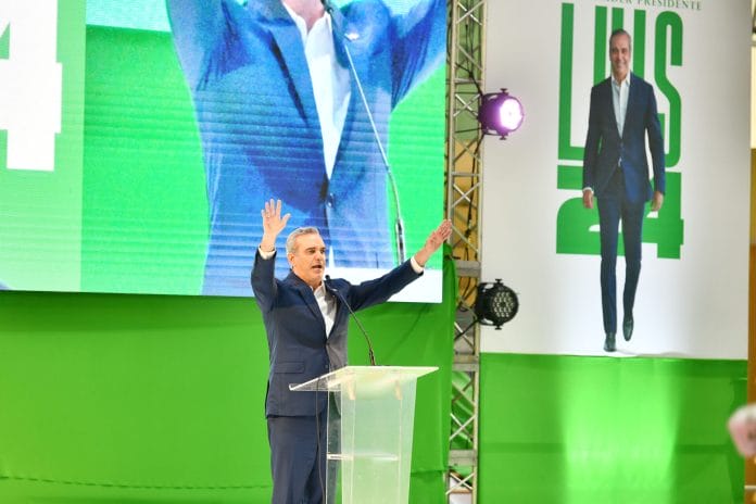 Abinader es proclamado candidato del PRI