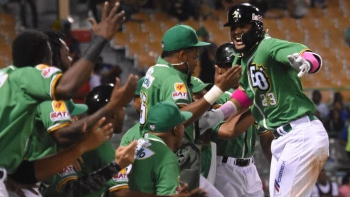 Estrellas extienden racha ganador al vencer a las Águilas