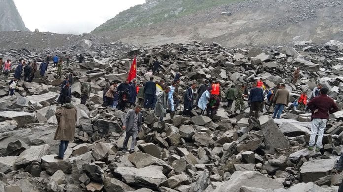 Deslizamiento de tierra deja ocho muertos y desaparecidos en China