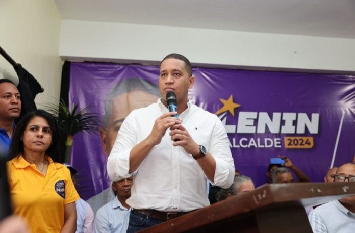 Candidato a alcalde de la alianza Rescate RD presenta programa para 