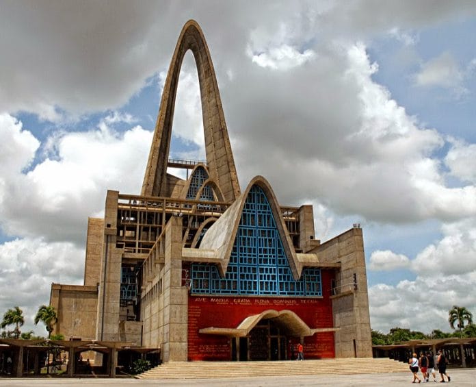 Basílica de Higüey prepara ambiente para celebrar Día de la Altagracia