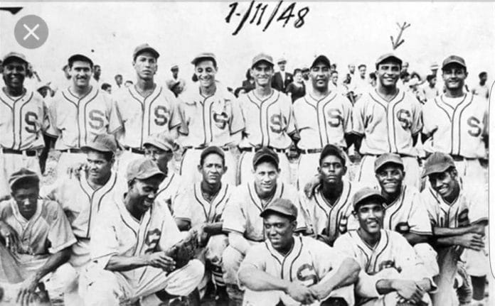 76 aniversario del accidente aéreo que cobró vida del equipo Santiago Baseball Club