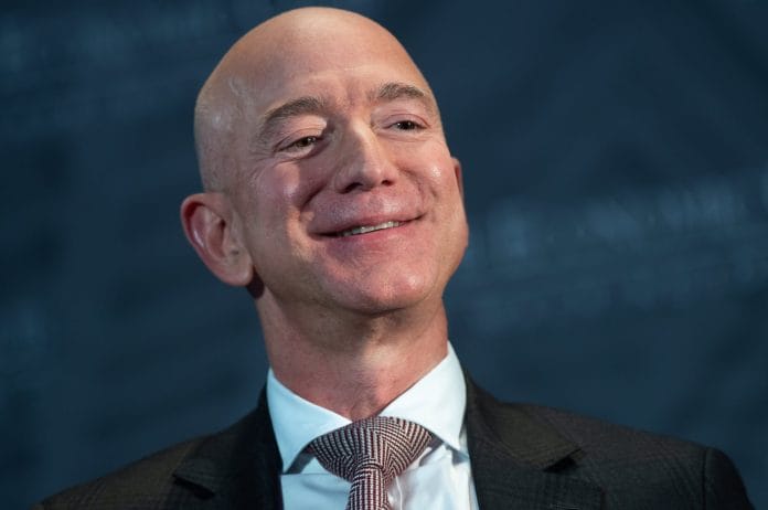 USD 2.000 millones: las acciones de Amazon que vendió Jeff Bezos