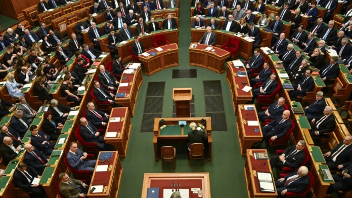 Hungría ratifica la adhesión de Suecia a la OTAN