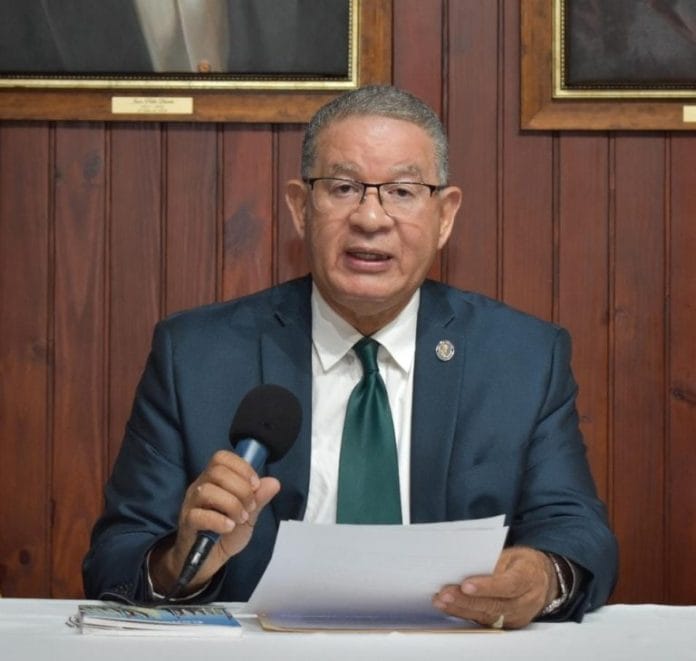 Wilson Gómez critica se cambie fecha del natalicio de Duarte