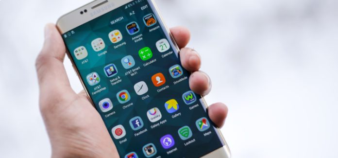 Los Android representan el 70% de los teléfonos inteligentes a nivel mundial y llevan integrado por defecto un acelerómetro, al que recurre el sistema AEA para sus detecciones.