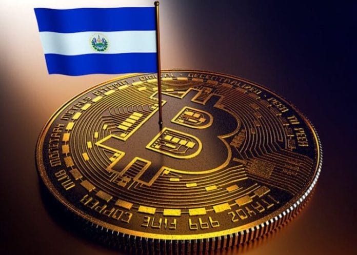 Remesas con billeteras de criptomonedas caen un 19.1% en El Salvador