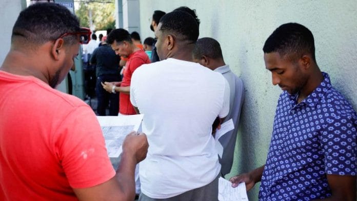 Cerca del 10 % del parque vehícular no pudo renovar el marbete en plazo establecido