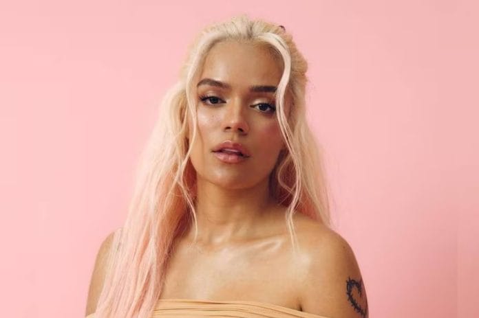 Karol G revela deseó haber nacido hombre