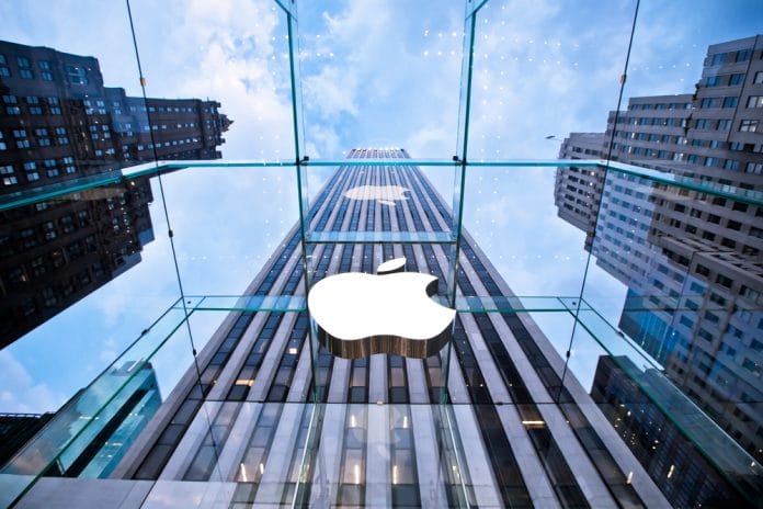 Multa a Apple por casi 2.000 millones de dólares