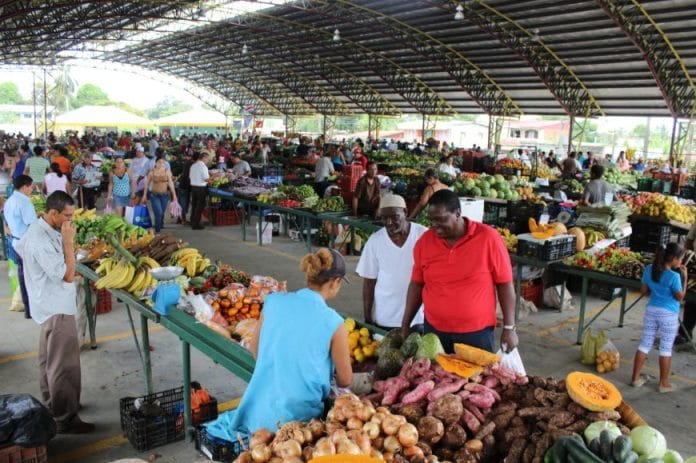 Según encuesta Gallup 37% de los dominicanos califica de ''mala'' su economía