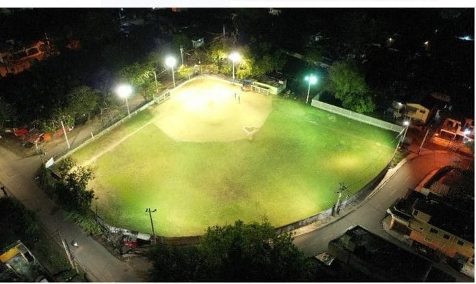 Edesur iluminó con luces LED estadio de softball Diógenes Cuesta, en San Cristóbal