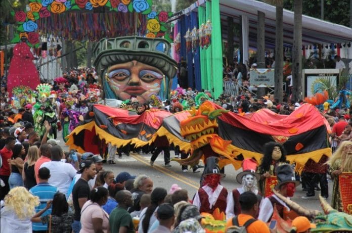 Por celebración de Carnaval bloquearán tránsito en el malecón desde este viernes hasta el lunes